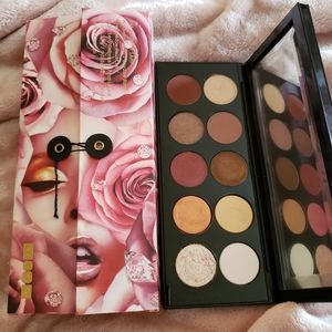 Pat McGrath Divine Rose I Mothership VII palette